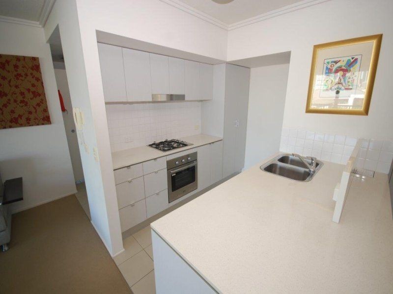 1051/18 Manning Street, Milton QLD 4064