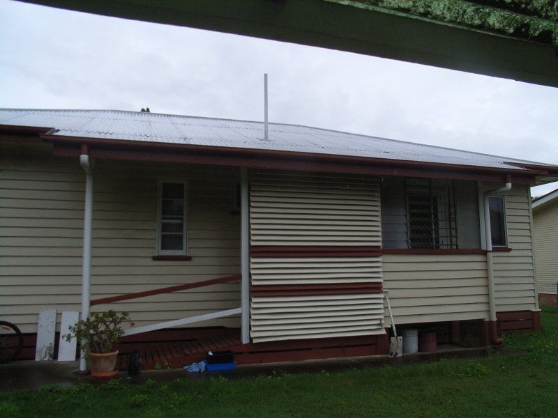 20 Thurso Street, North Booval QLD 4304
