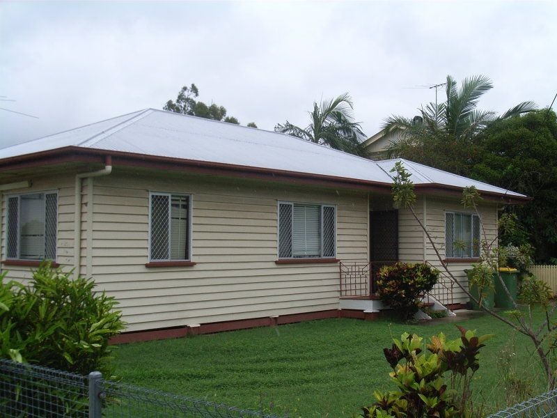 20 Thurso Street, North Booval QLD 4304