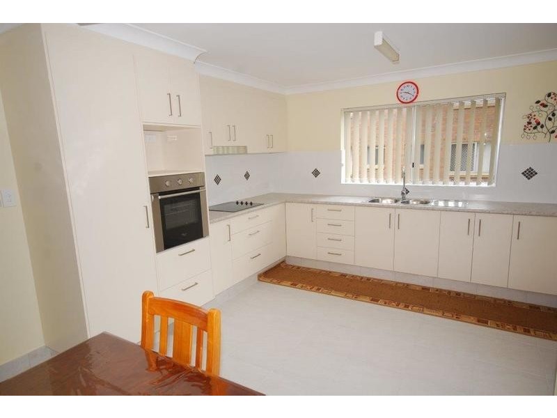 1/16 Grantson, Windsor QLD 4030