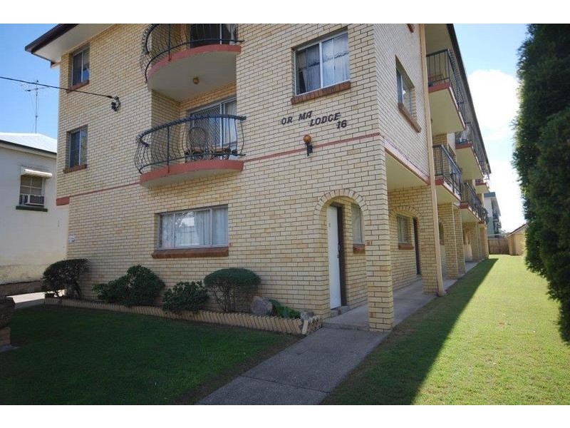 1/16 Grantson, Windsor QLD 4030