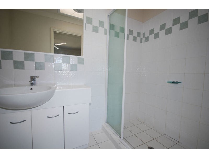 57/360 Simpsons Road, Bardon QLD 4065
