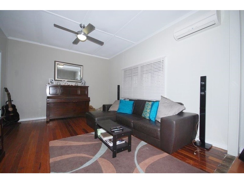 355 South Pine Rd, Enoggera QLD 4051