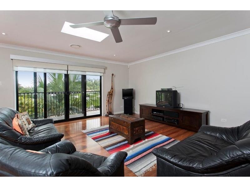 13 Wollundry Place, The Gap QLD 4061