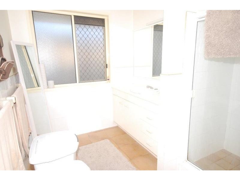 20 Oxford Crescent, Bridgeman Downs QLD 4035