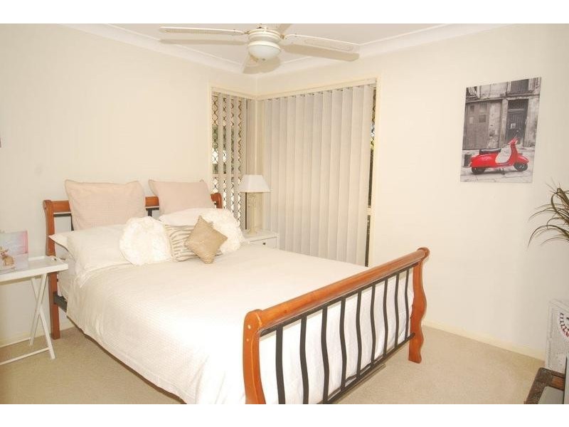 20 Oxford Crescent, Bridgeman Downs QLD 4035