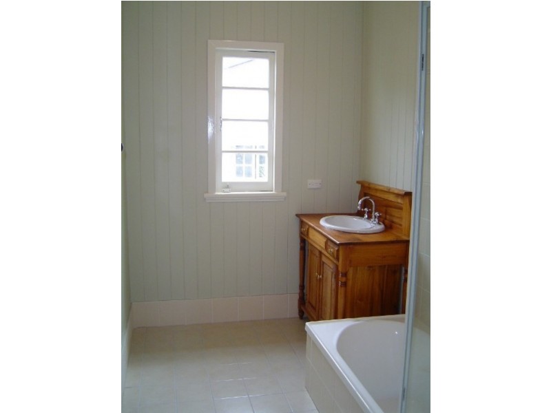 22 Tay Street, Ashgrove QLD 4060