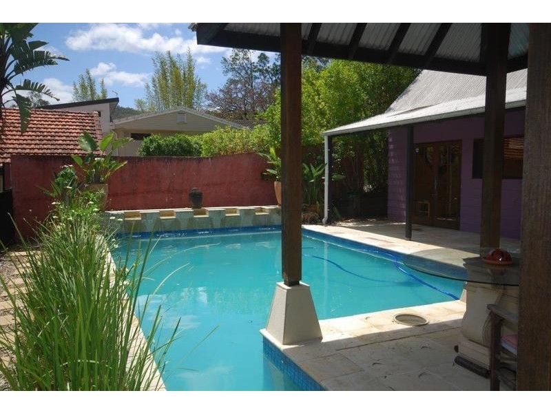 27 Barkala Street, The Gap QLD 4061