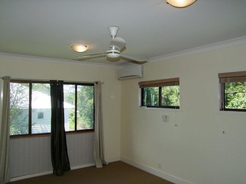 54 Piddington, Ashgrove QLD 4060