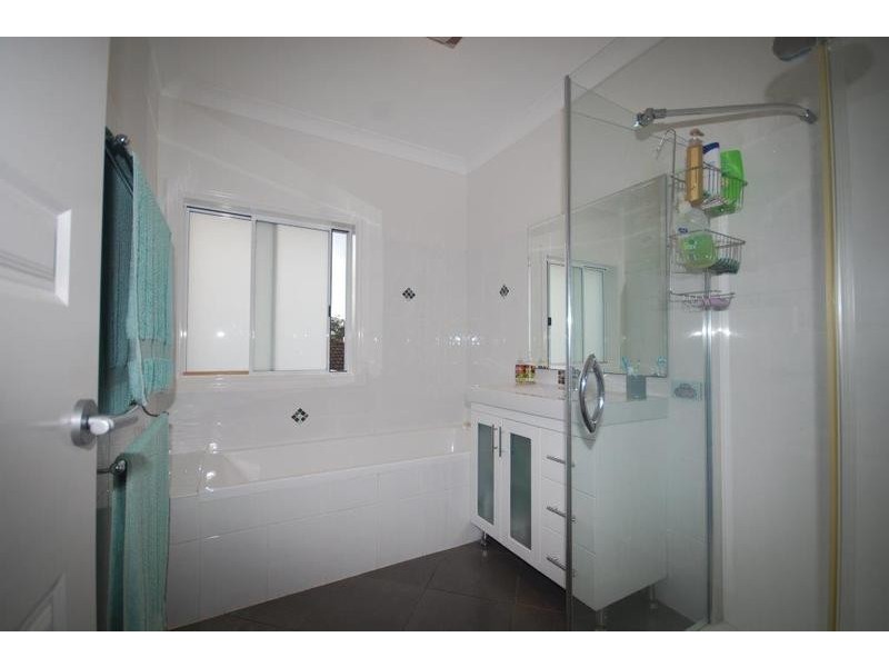 4 Tweed Street, Ashgrove QLD 4060