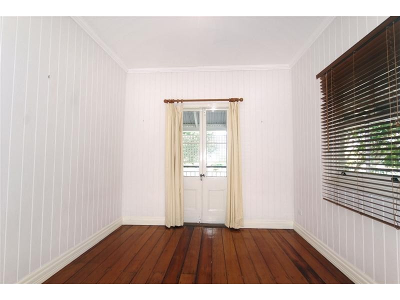 57 Kedron Park Road, Wooloowin QLD 4030