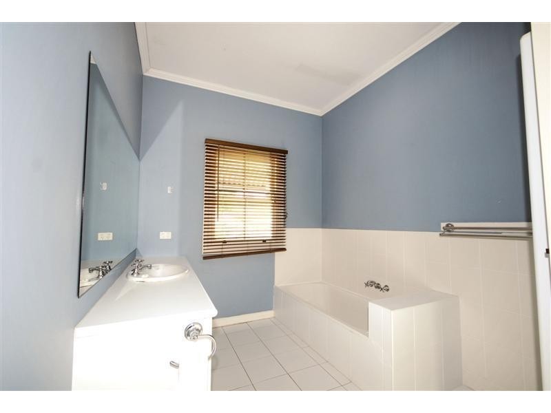 57 Kedron Park Road, Wooloowin QLD 4030