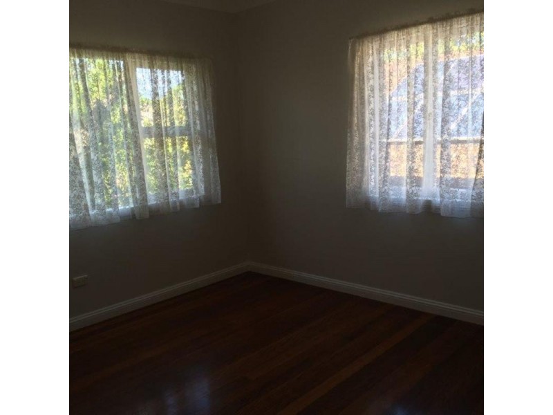 2/94 Royal Parade, Ashgrove QLD 4060