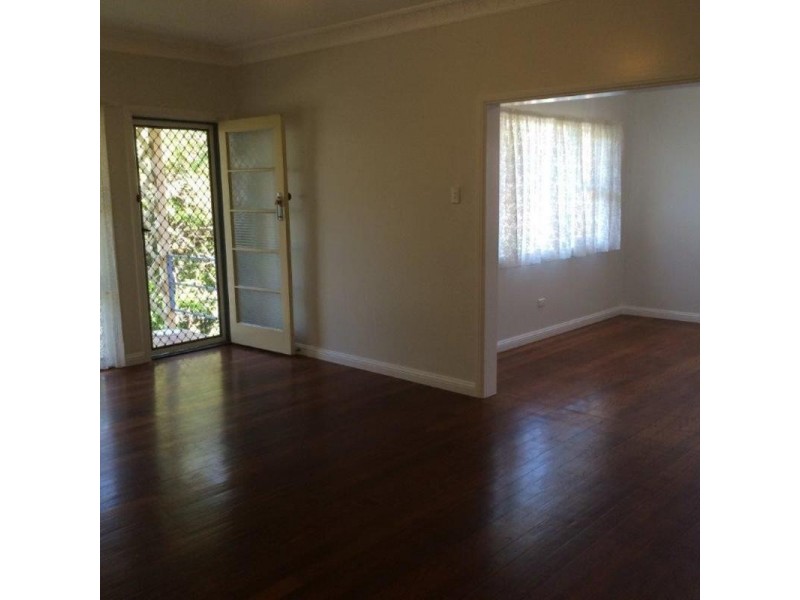 2/94 Royal Parade, Ashgrove QLD 4060