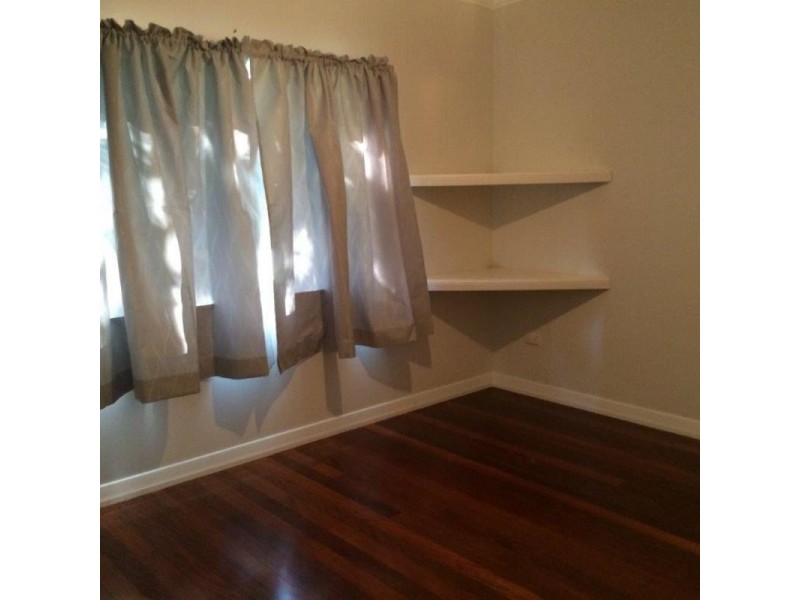 2/94 Royal Parade, Ashgrove QLD 4060