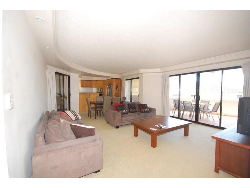 8/523 Coronation Drive, Toowong QLD 4066