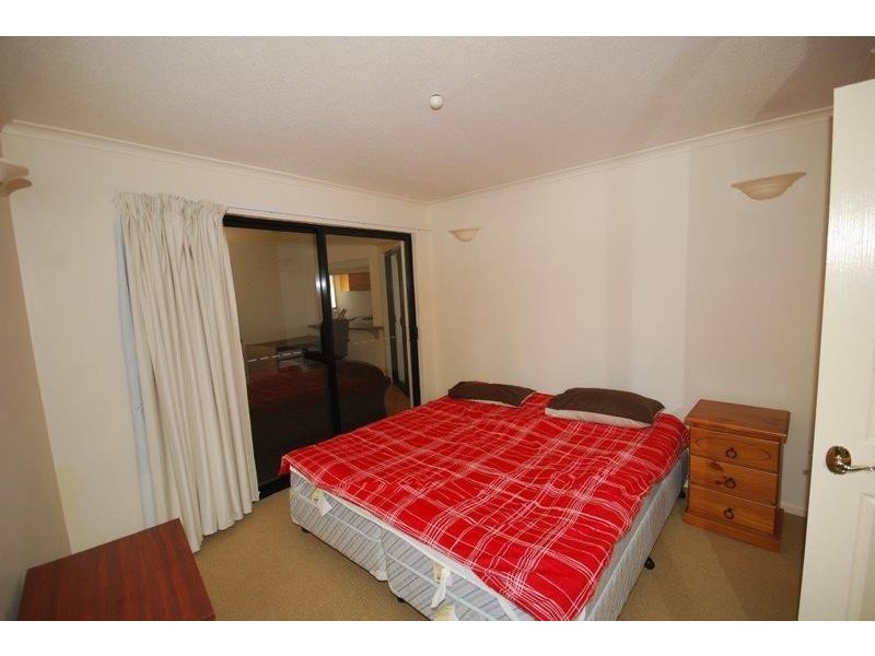 8/523 Coronation Drive, Toowong QLD 4066