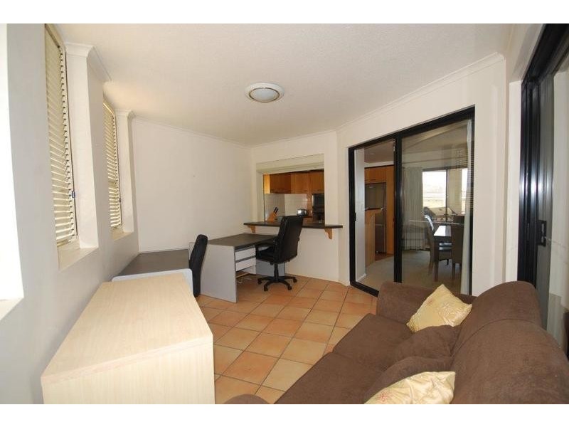 8/523 Coronation Drive, Toowong QLD 4066