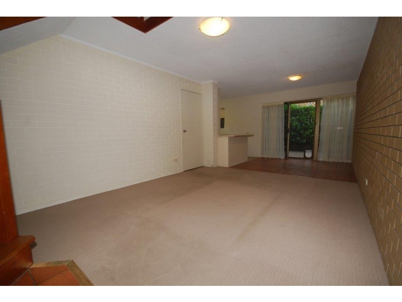 5/156 Clarence Rd, Indooroopilly QLD 4068