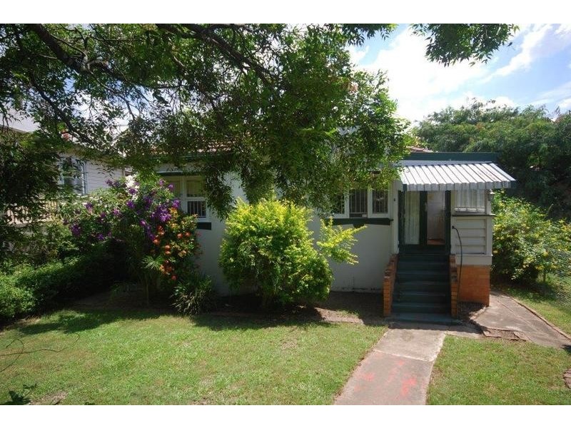 6 Stewart Place, Ashgrove QLD 4060