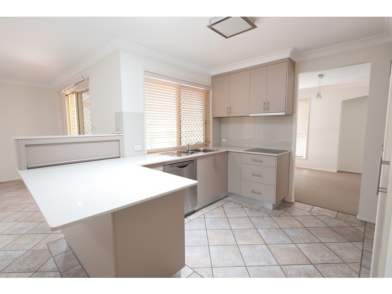 1  Skye Place, Upper Kedron QLD 4055