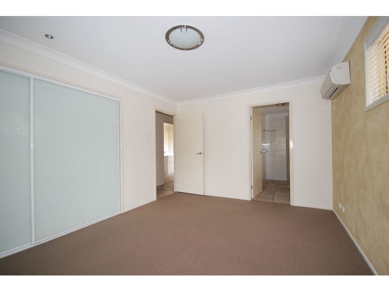 1  Skye Place, Upper Kedron QLD 4055