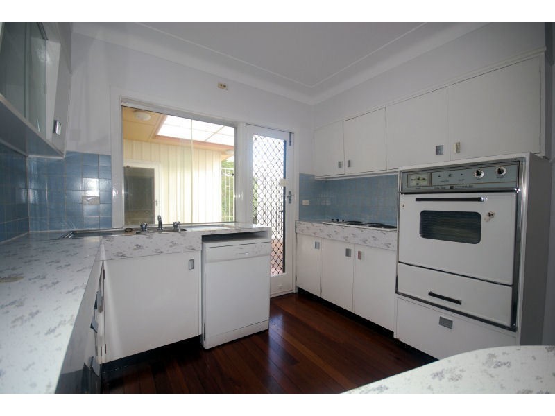 72 Frasers Road, Mitchelton QLD 4053