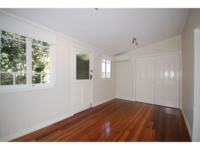 29 Glen Road, The Gap QLD 4061