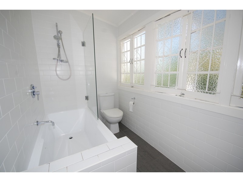 29 Glen Road, The Gap QLD 4061