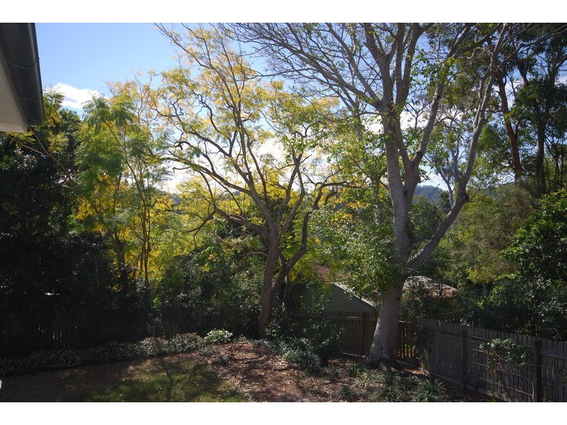 29 Glen Road, The Gap QLD 4061