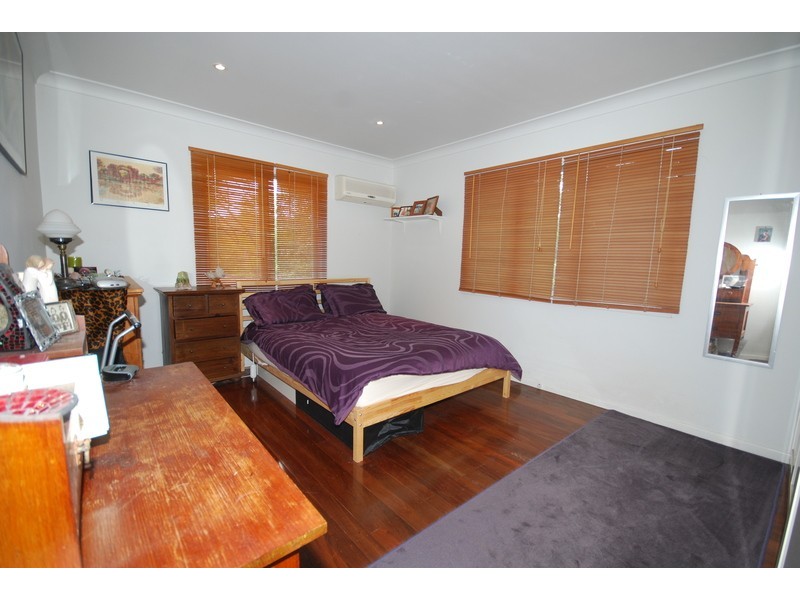24 Moonmera Street, The Gap QLD 4061