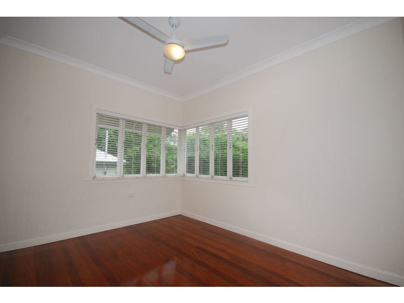 54 Stuartholme Road, Bardon QLD 4065