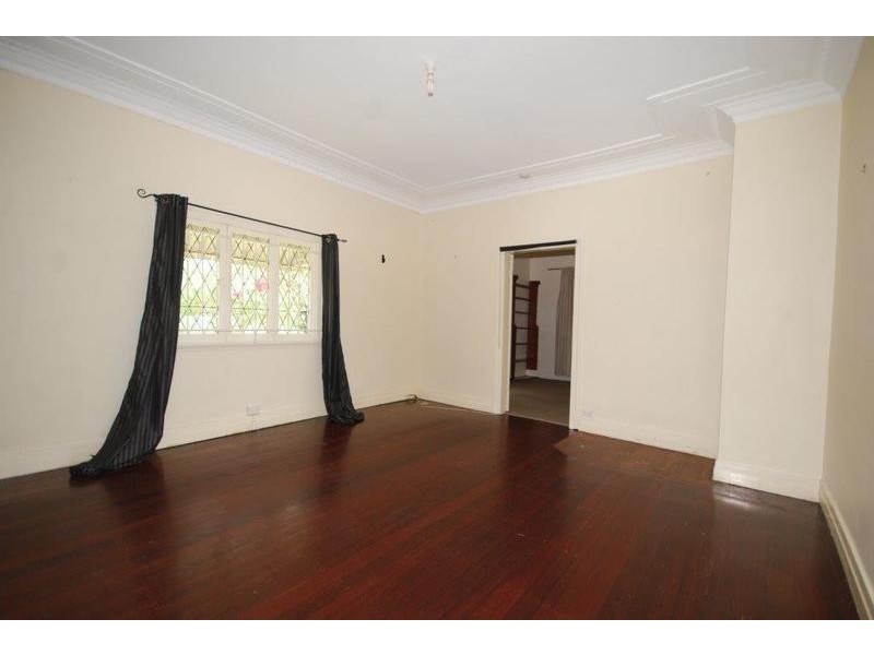 124 Frasers Road, Ashgrove QLD 4060