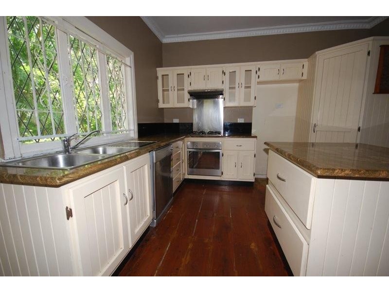 124 Frasers Road, Ashgrove QLD 4060