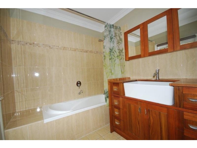 124 Frasers Road, Ashgrove QLD 4060