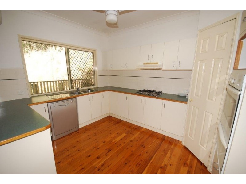 17 Wollundry Place, The Gap QLD 4061