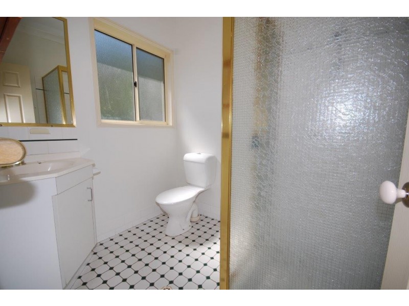 17 Wollundry Place, The Gap QLD 4061