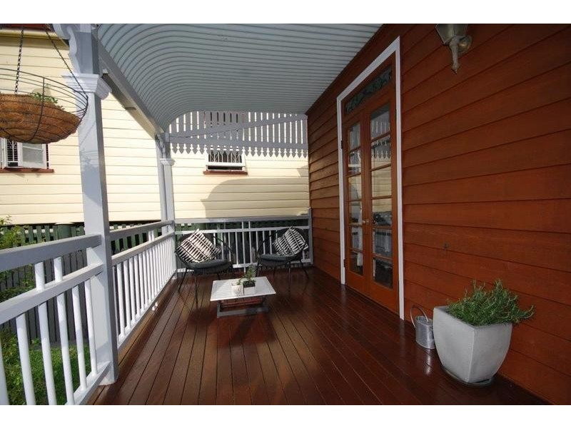 28 Thorn Street, Red Hill QLD 4059