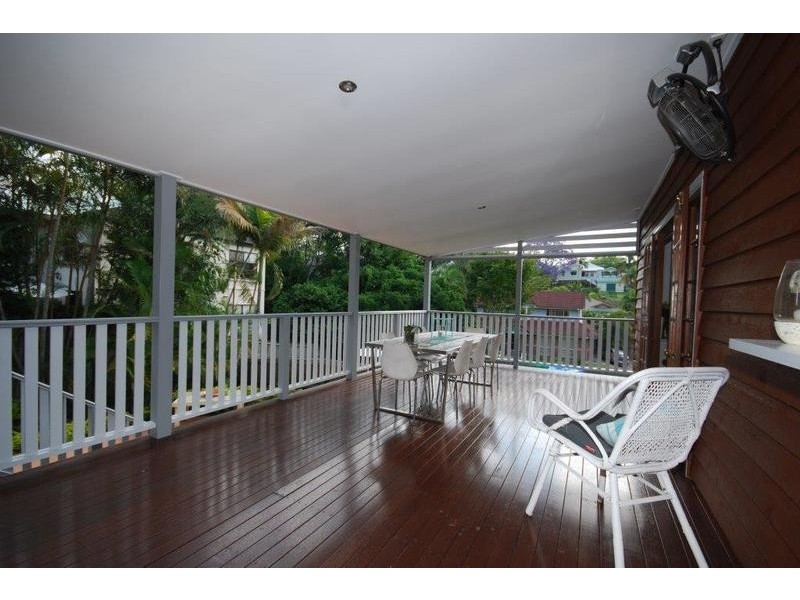 28 Thorn Street, Red Hill QLD 4059