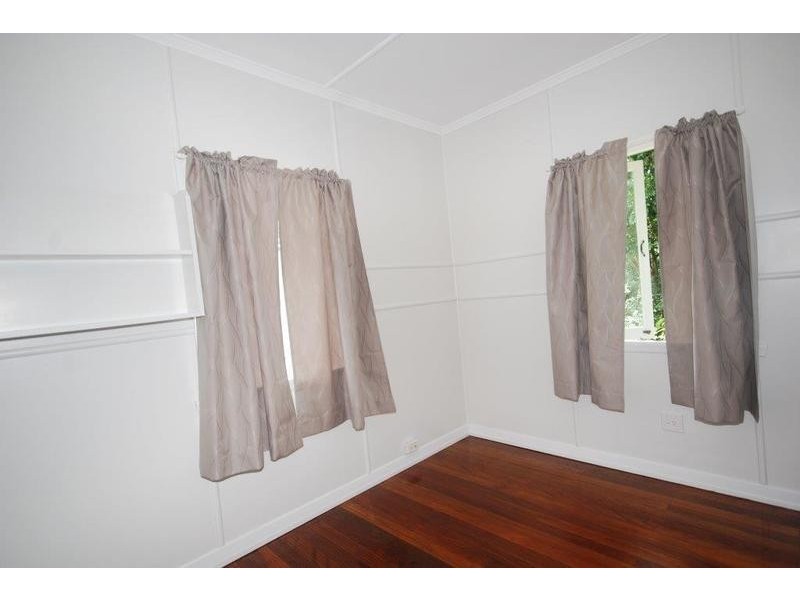 2/94 Royal Parade, Ashgrove QLD 4060