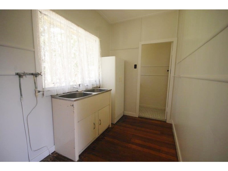 2/94 Royal Parade, Ashgrove QLD 4060