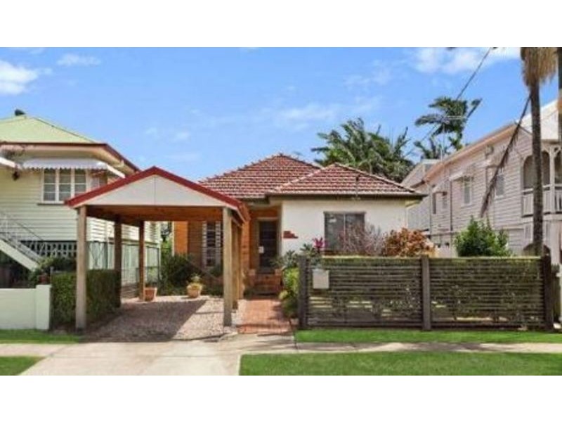 26 Panitya Street, Greenslopes QLD 4120