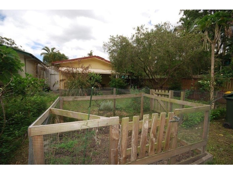 1 Addison Street, Red Hill QLD 4059