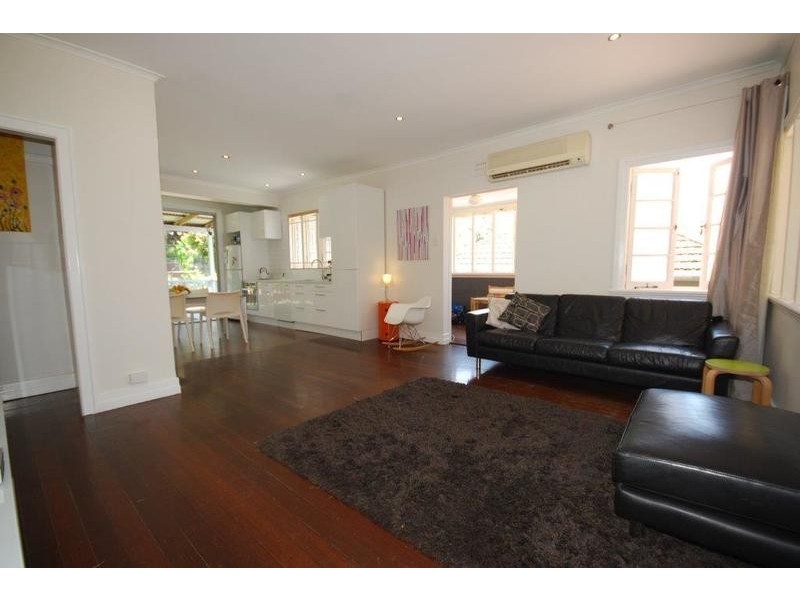 16 David Avenue, Bardon QLD 4065