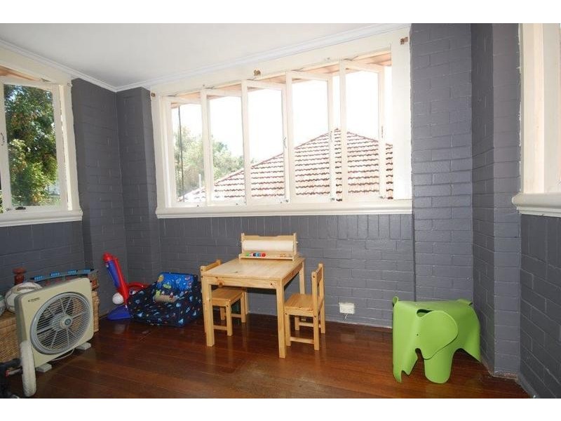 16 David Avenue, Bardon QLD 4065