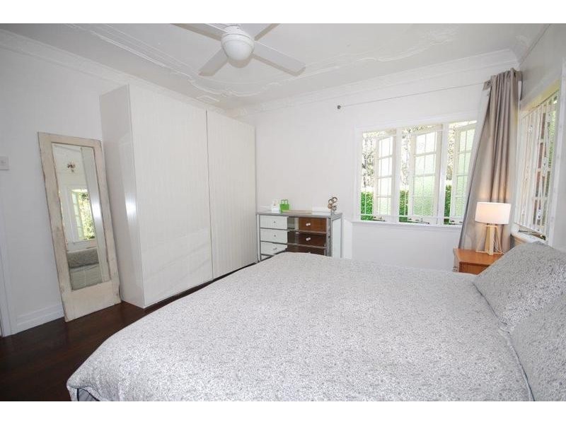 16 David Avenue, Bardon QLD 4065