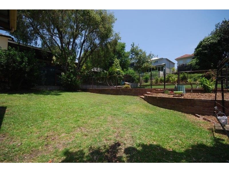 16 David Avenue, Bardon QLD 4065