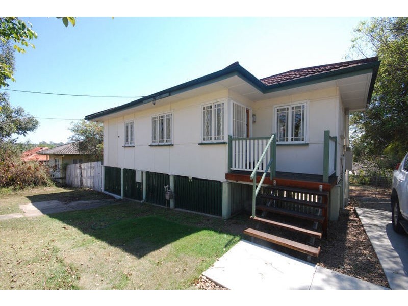 135 Frasers Road, Mitchelton QLD 4053