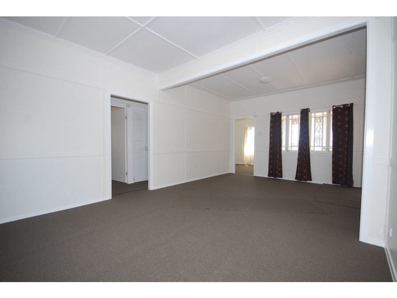 135 Frasers Road, Mitchelton QLD 4053