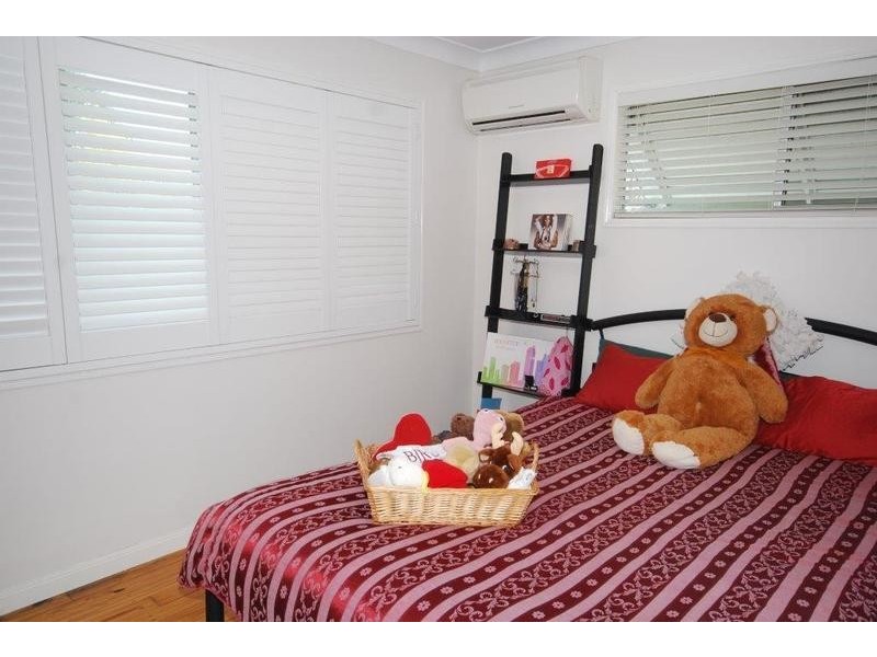 28 Colwel Street, Oxley QLD 4075